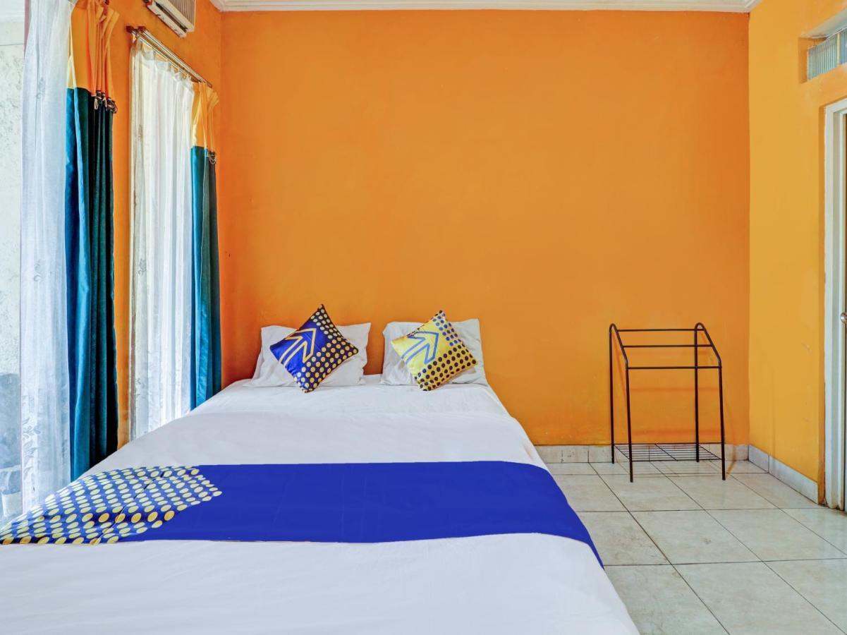 Spot On 90632 Hotel Pelangi Indah Paskal Bandung Exterior photo